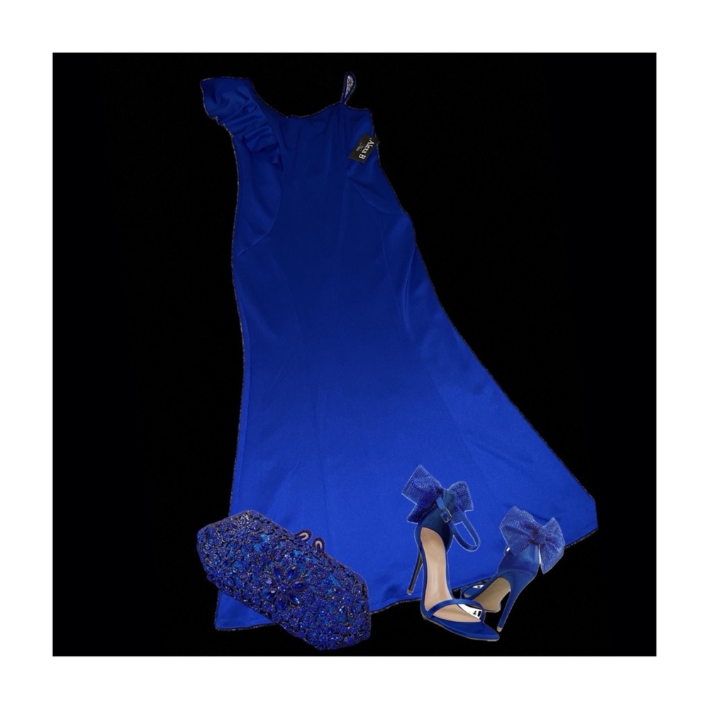 Elegant Royal Blue Mermaid Long Party Dress 🦋